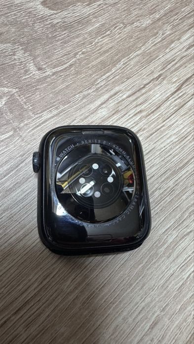 Apple Watch 8 - uszkodzony