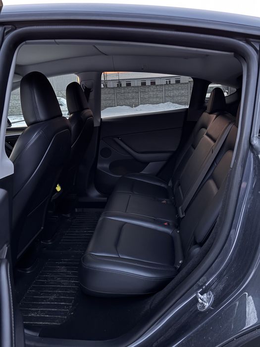 Tesla MY без ДТП