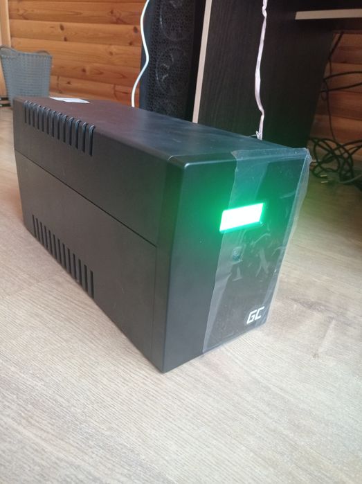 ДБЖ Green Cell UPS04 (1500VA/900W)