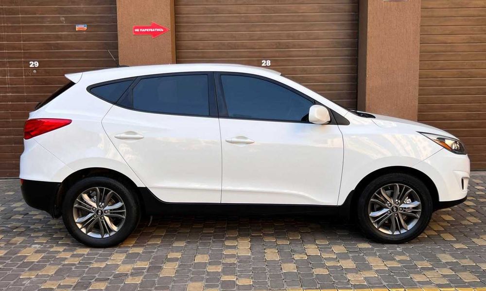 Продам  Hyundai Tucson 2014. Можна в розстрочку, під викуп.