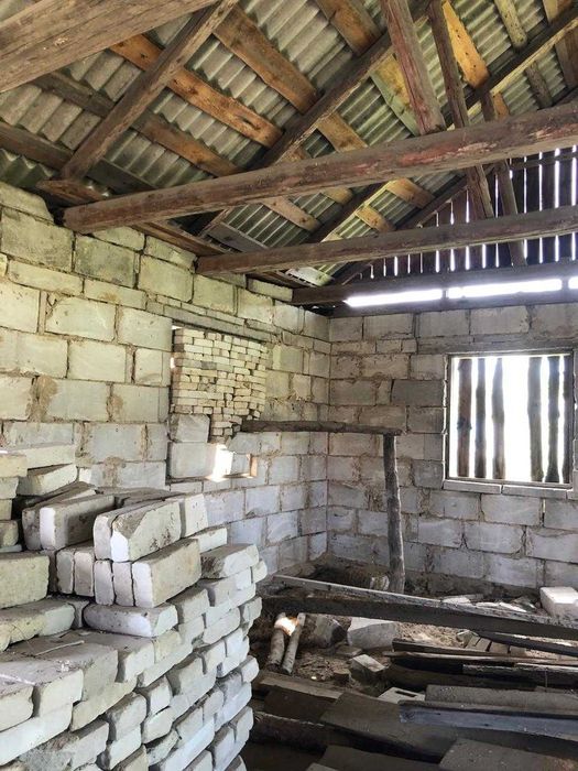 Продам будинок,земельнуділянку!