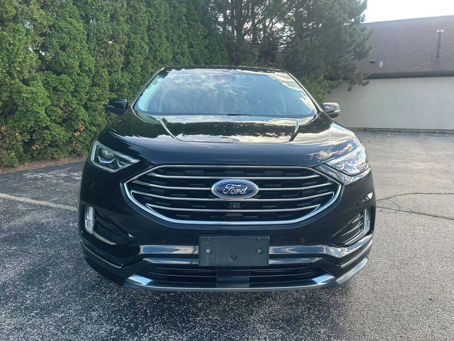 Ford Edge Titanium      2019