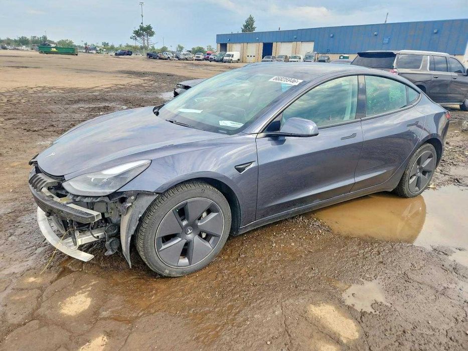 Tesla Model 3 2021;