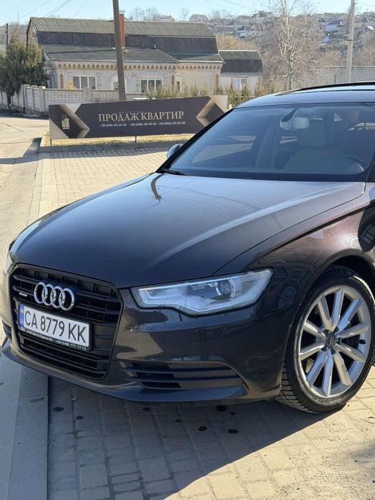 Audi Quattro 2012 рік