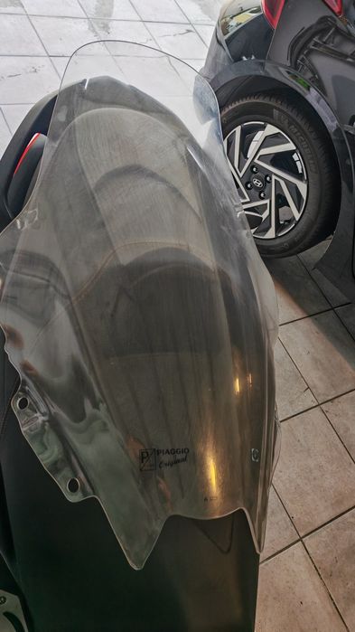 Vidro Alto Piaggio Mp3 2023