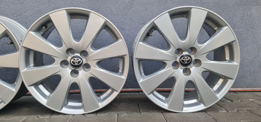 "17 5x100 Toyota