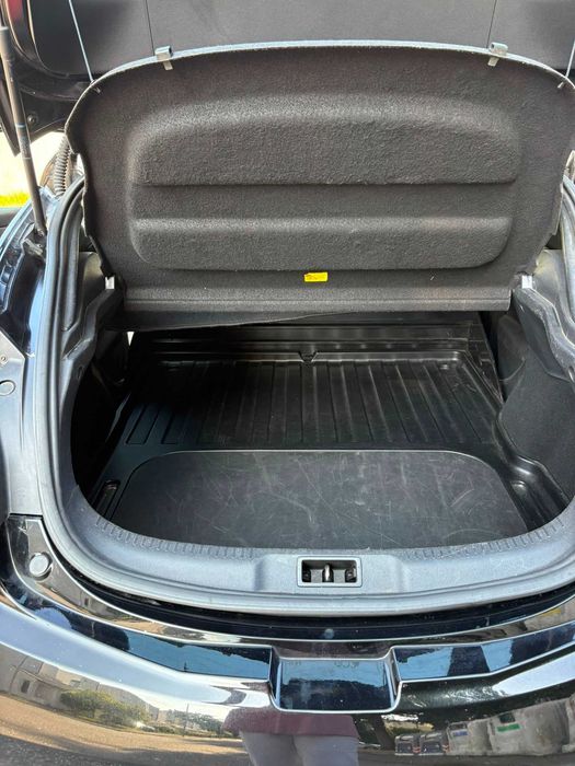 Mégane Coupe comercial 6000€ + IVA