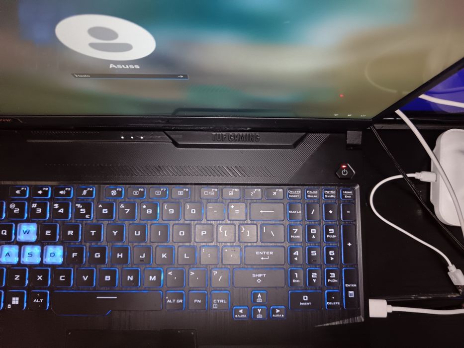 Super stan laptop Asus tuf A15