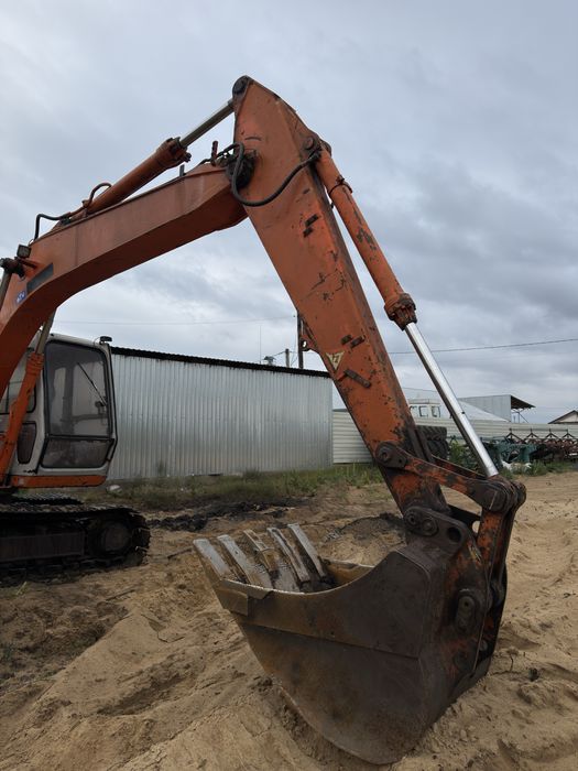 Продам екскаватор Hitachi LX-120