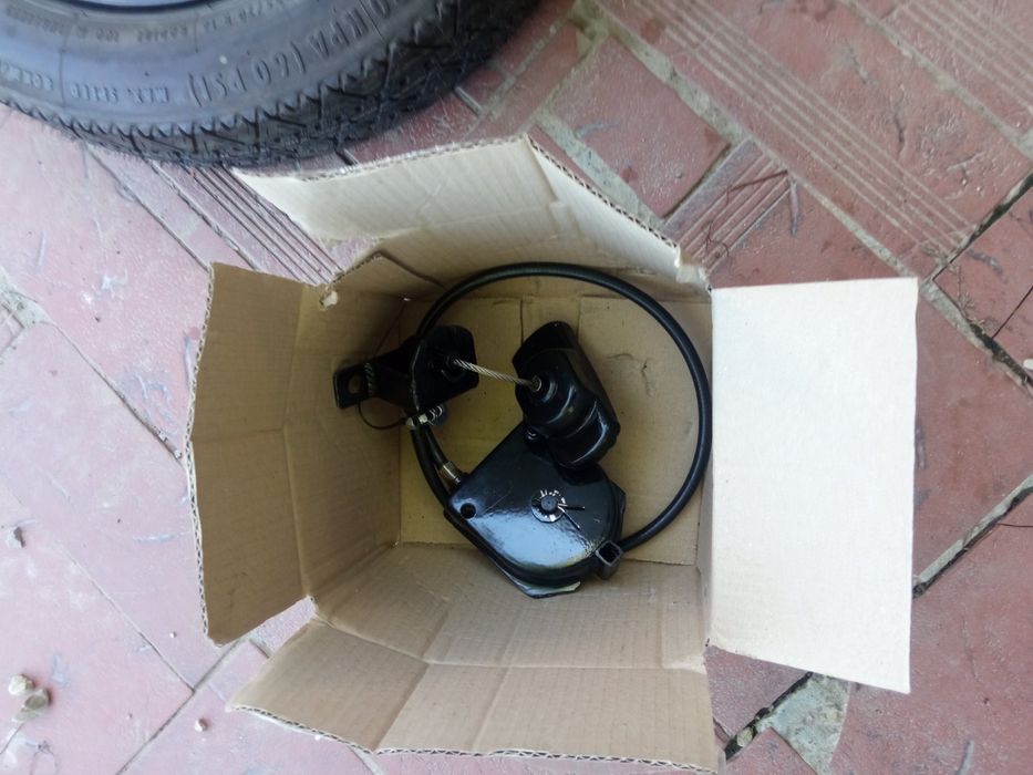 Кріплення(Лебідка) на Пежо 5008/Сітроен С4 абсолютно Новий