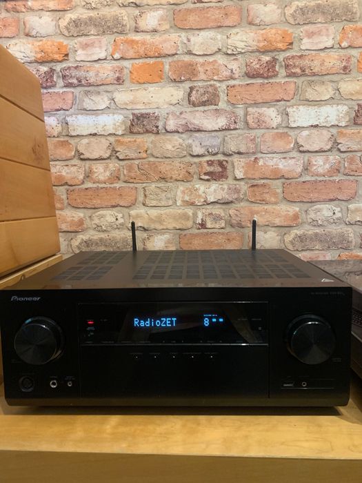 Amplituner Pioneer