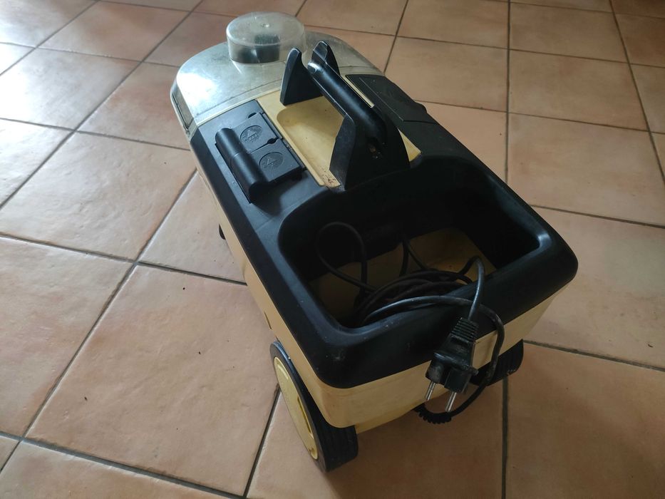 Máquina Karcher limpeza injeção/extração