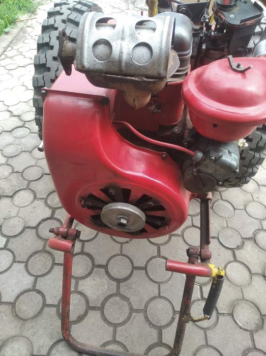 Продам мотоблок МТЗ-05