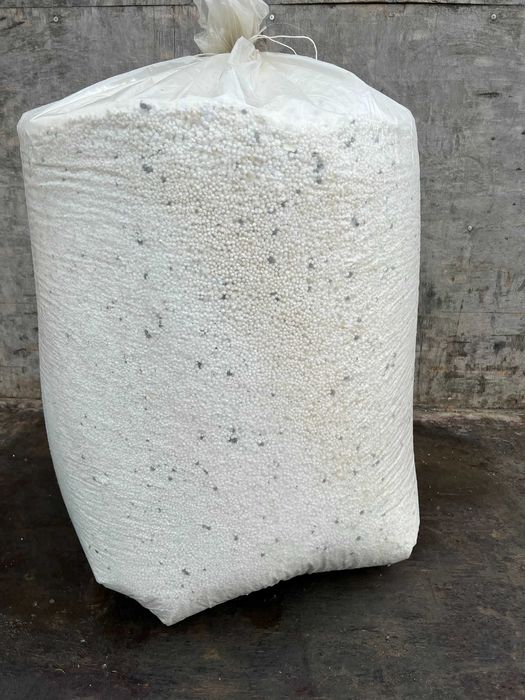 Regranulat styropianowy
