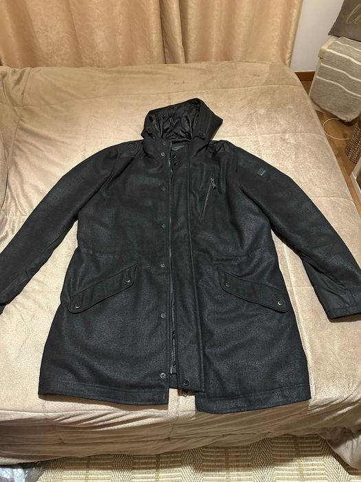 Sobretudo salsa preto