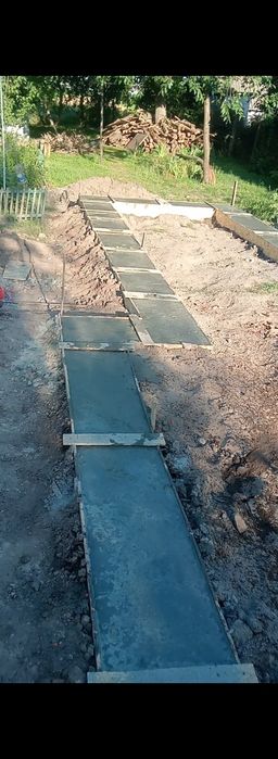 Будівельні роботи, косіння трави, встановлення парканів , копання під фундамент