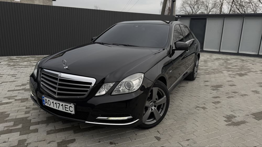 Mercedes-Benz E-Class W212