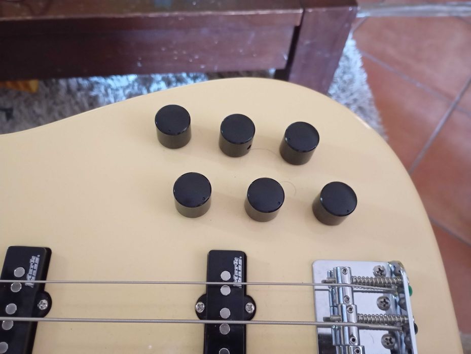 Markbass Gloxy 5 strings como novo