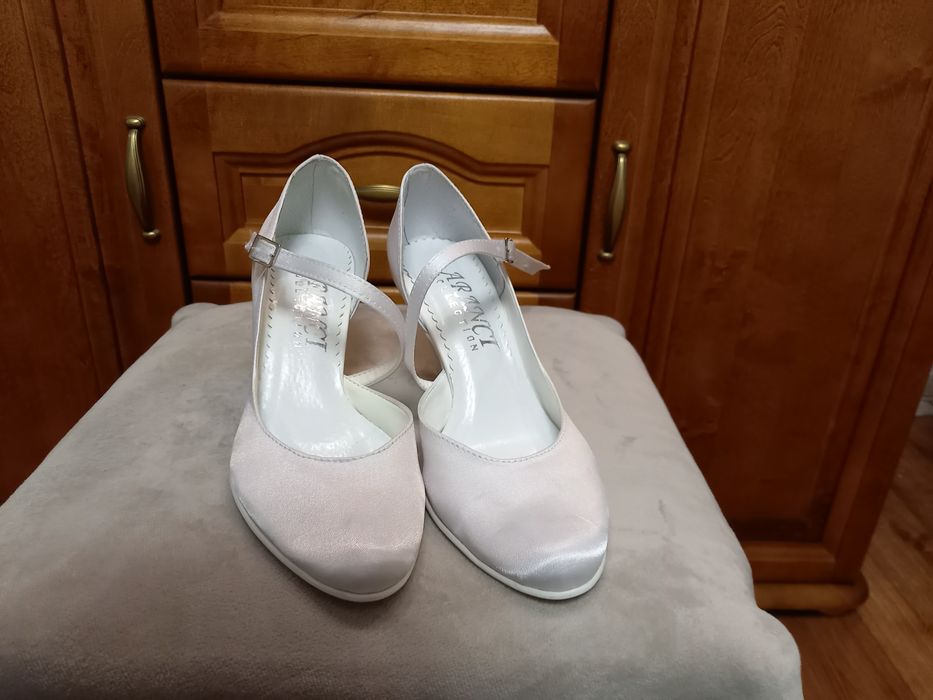 Buty ślubne białe, wizytowe, czółenka NOWE rozm. 35,37,40