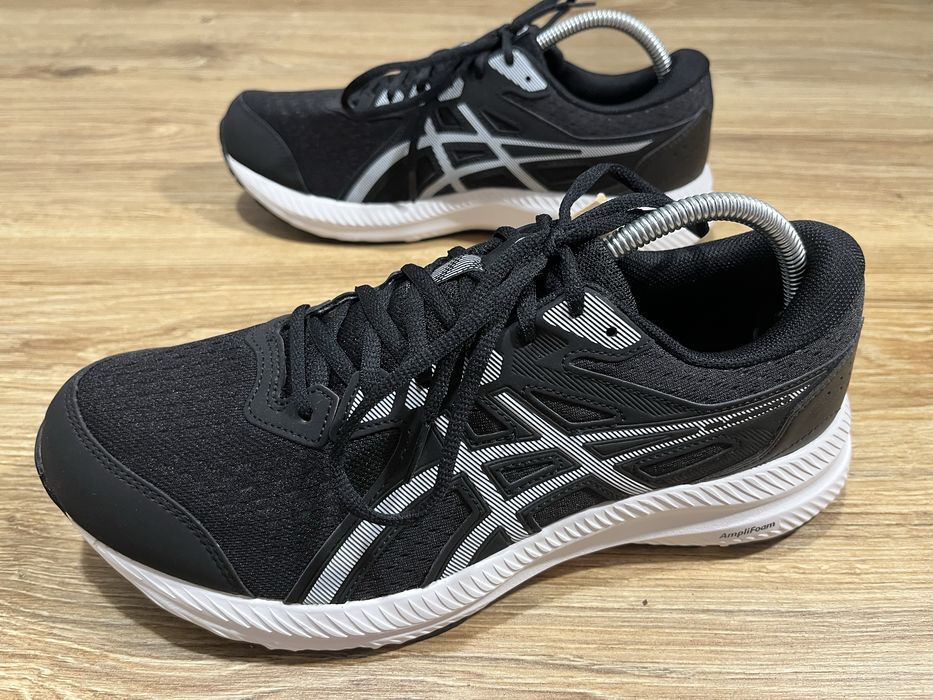 Кросівки ASICS Gel-Contend 8 Оригінал ! Нові.  Розмір 44(28 см.) Ціна 2790 грн.