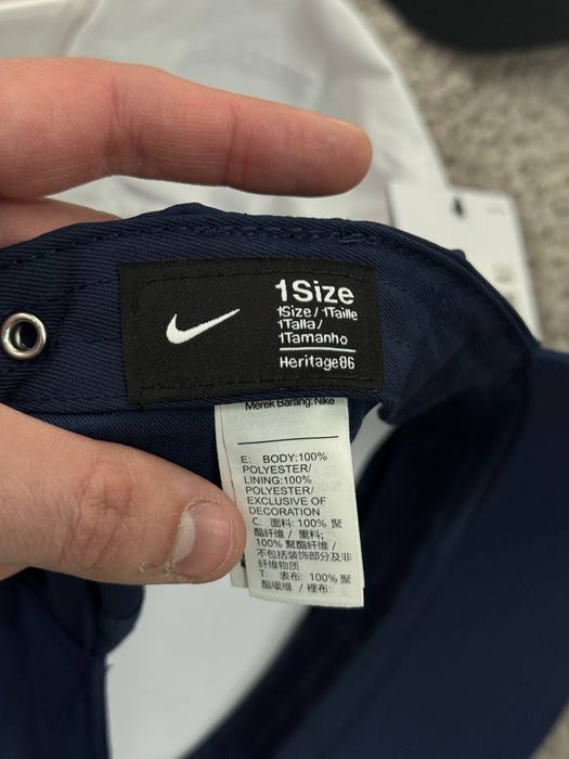 Кепка Nike
Art. 0026

100% поліестр
Розмір регулюється
Залізлий логоти