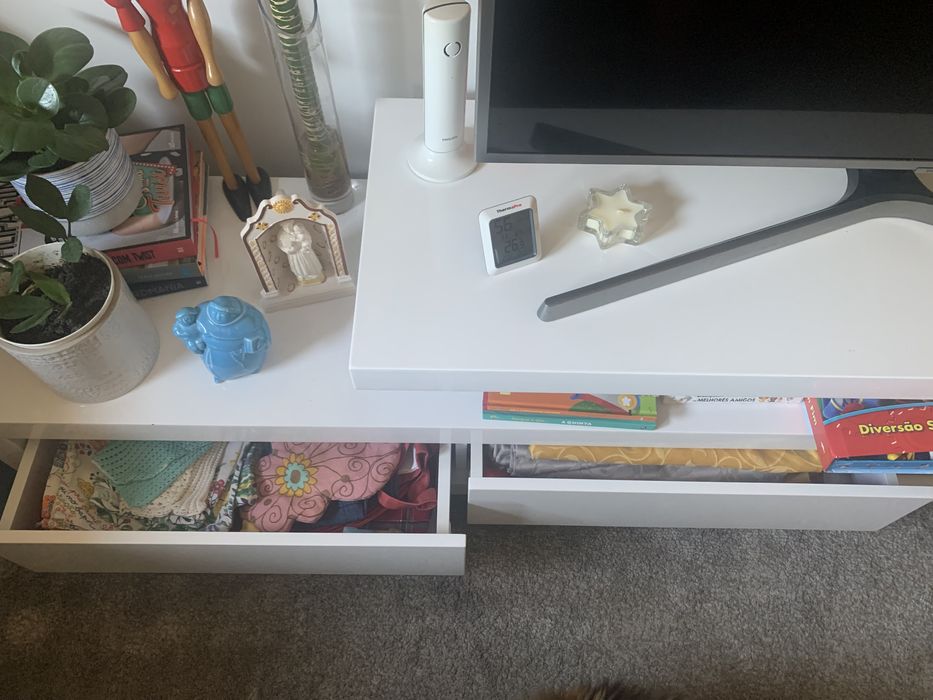 Movel TV KARE com gavetas