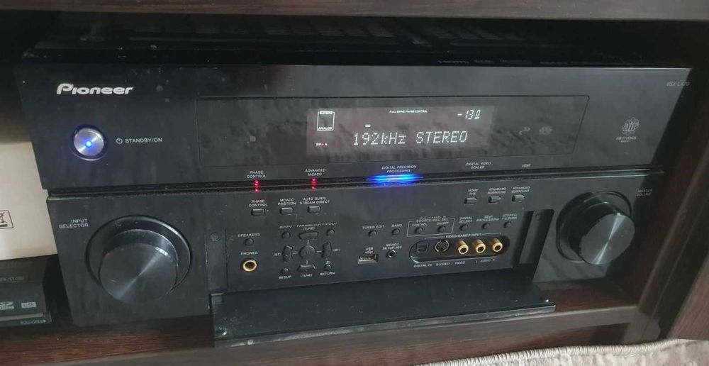AV-ресивер Pioneer VSX-LX70