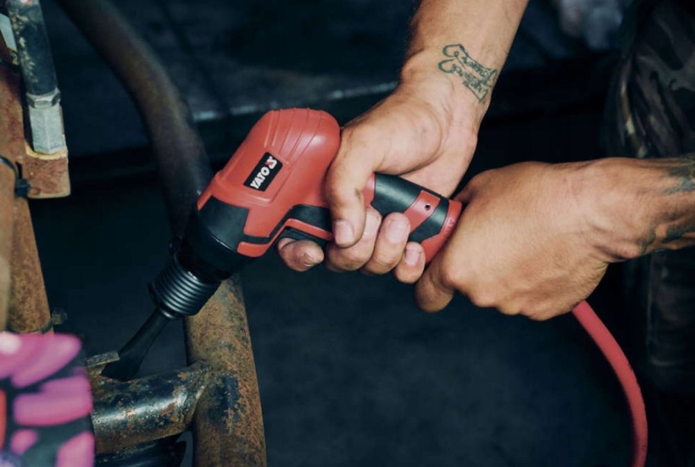 YATO Młot Młotek Ścinak Udarowy Pneumatyczny 4 Groty do Rdzy Piaskarka