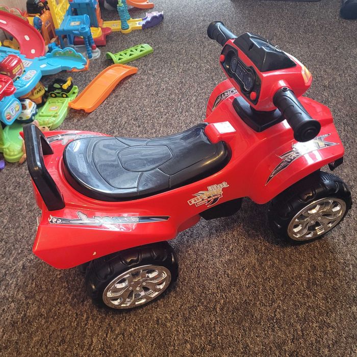 Jeździk dla chłopca