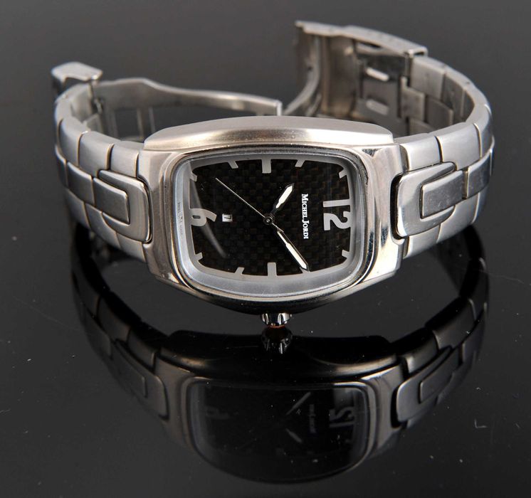 Fantástico Relógio Suíço Michel Jordi