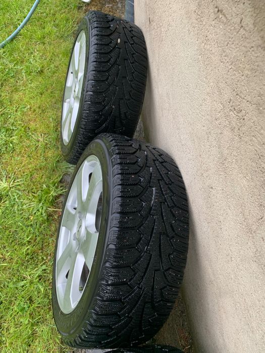 Alufelgi Volkswagen, Audi, Skoda 17 cali z oponami w idealnym stanie.