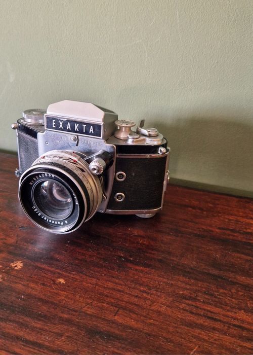 Camera Fotográfica Analógica Exakta