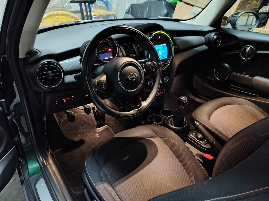 Mini Cooper Diesel como novo