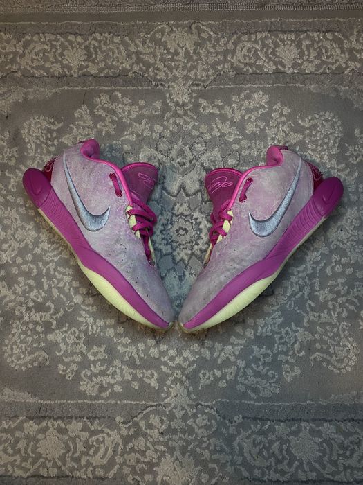 Nike баскетбольні  Nike LeBron XXI 21