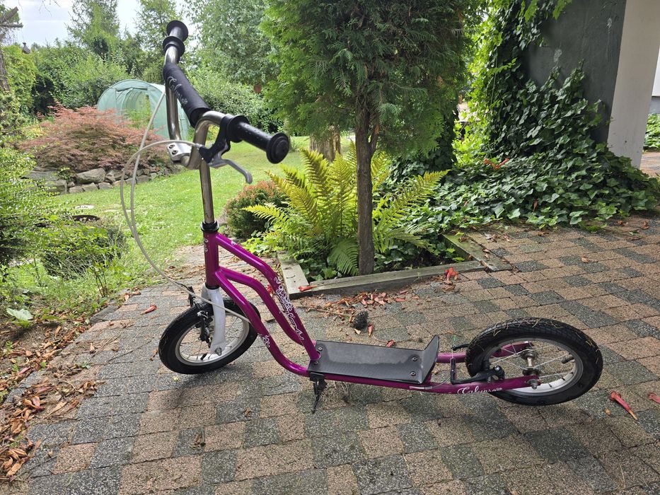 Hulajnoga dla dziewczynki