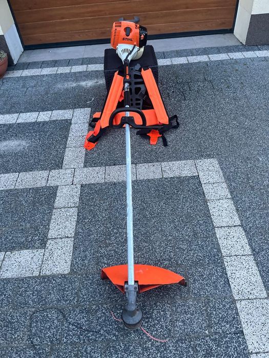 Podkaszarka spalinowa Stihl FS 100