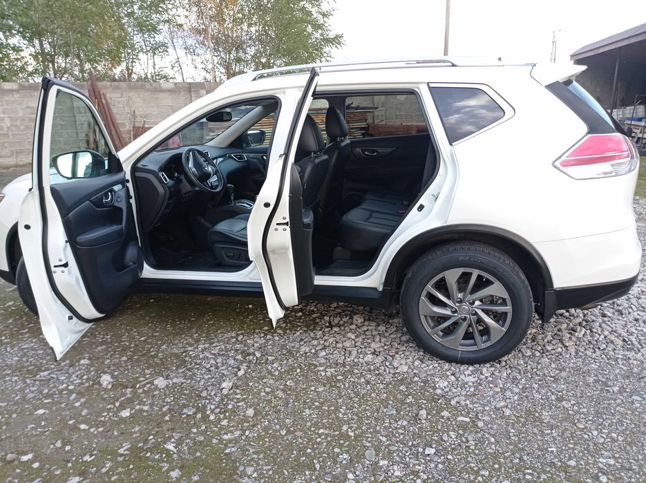 Nissan ROGUE SL awd