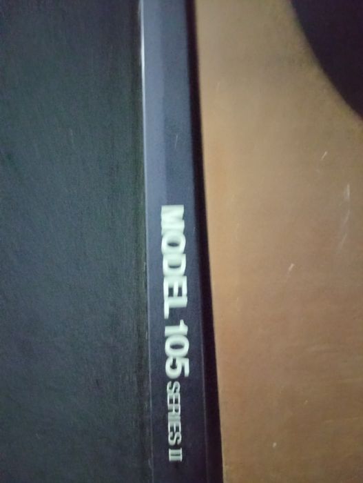 Colunas de Som KEF 105*