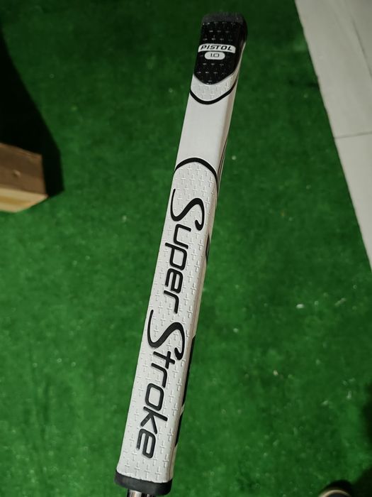 Putter YES 34" Grip SuperStroke