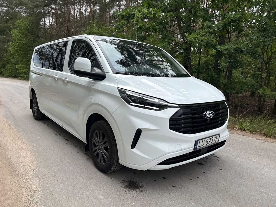 Wynajem busa 9-osobowego - FORD Transit Custom 2026