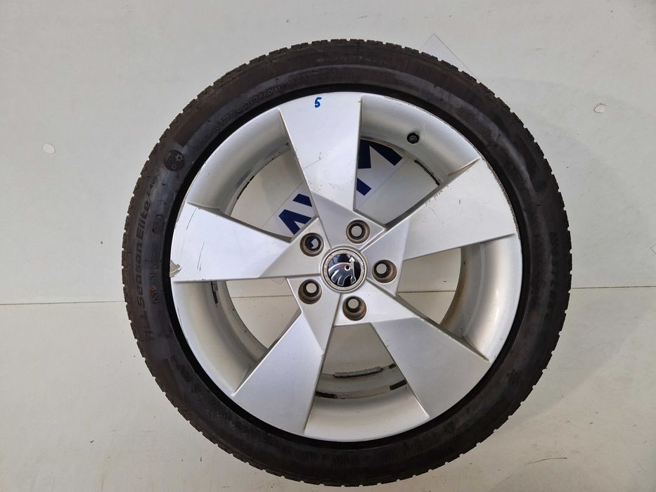 Koło felga aluminiowa Skoda Octavia III 7J ET49 17" 5x112 opona wielosezon 225/45/17 5mm 2024r
