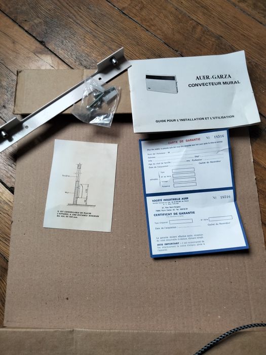 Конвектор електричний, в наявності 4 шт. Нові.