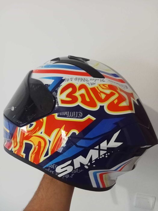 Capacete SMK semi novo tamanho M