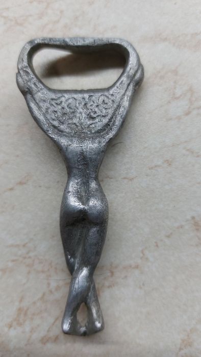 Продам ретро открывалка