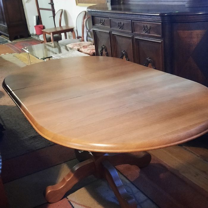 Piękny stół dębowy rozkładany owalny