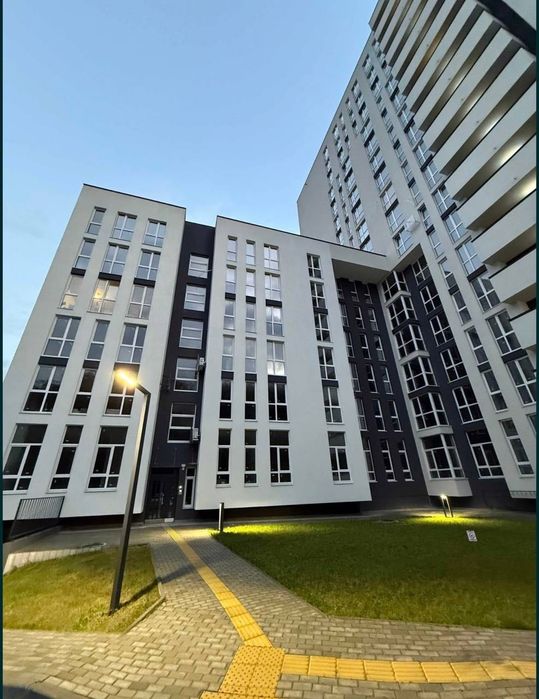Продаж 2 кімнатної квартири в ЖК Америка на вул Володимира Великого