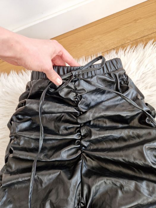 Xs 34 czarne marszczone spodnie skórzane wysoki stan eko skóra nowe