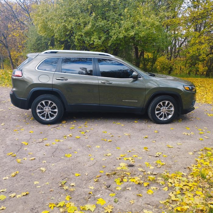Джип Чероки 2018 Latitude plus