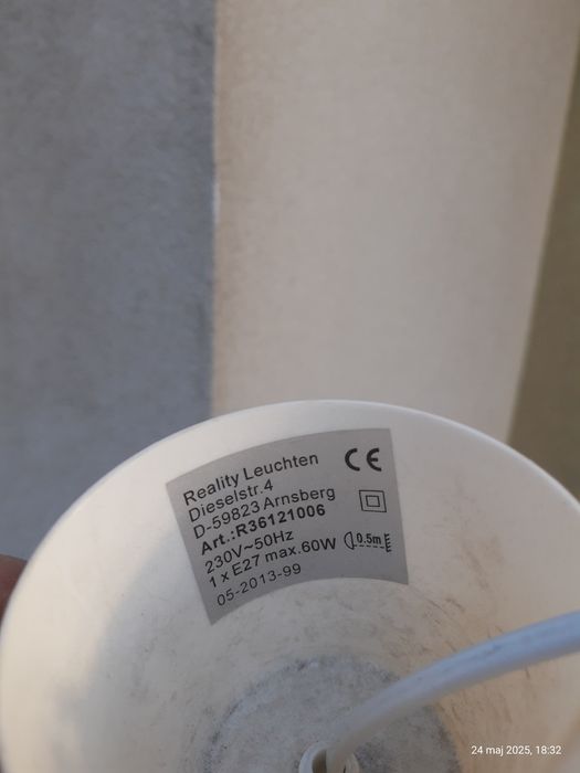 Lampa może być lazienkowa