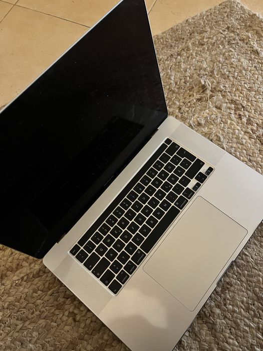 Mac book pro 16“
